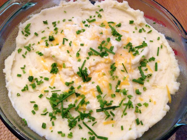 Garlic Mashed Potatoes Recipe by Man Fuel Food Blog