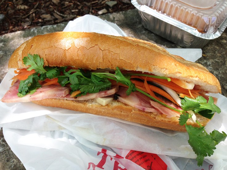 Lotus Pepper Food Truck - Banh Mi Sandwich - Review by Man Fuel