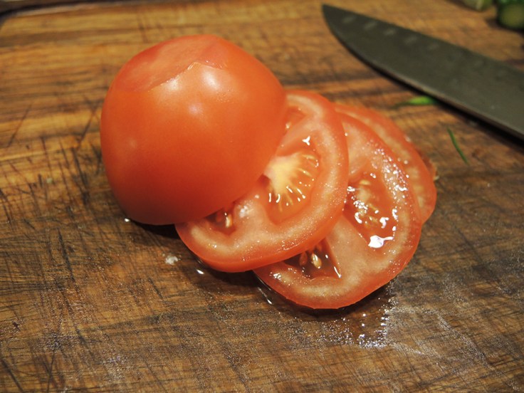 Sliced of Tomato on Man Fuel