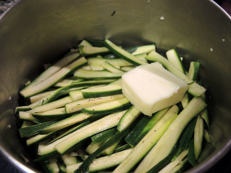 Steamed Zucchini with Butter