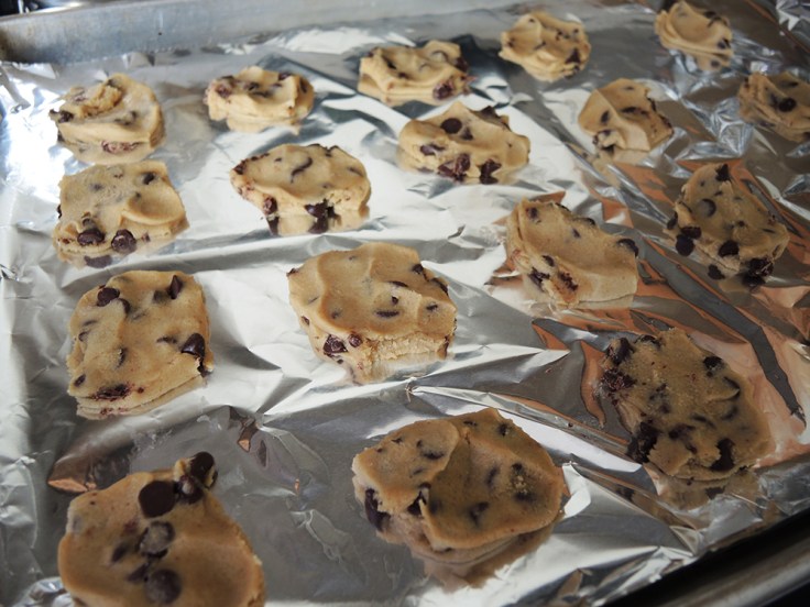Flattening Chocolate Chip Cookies before Baking