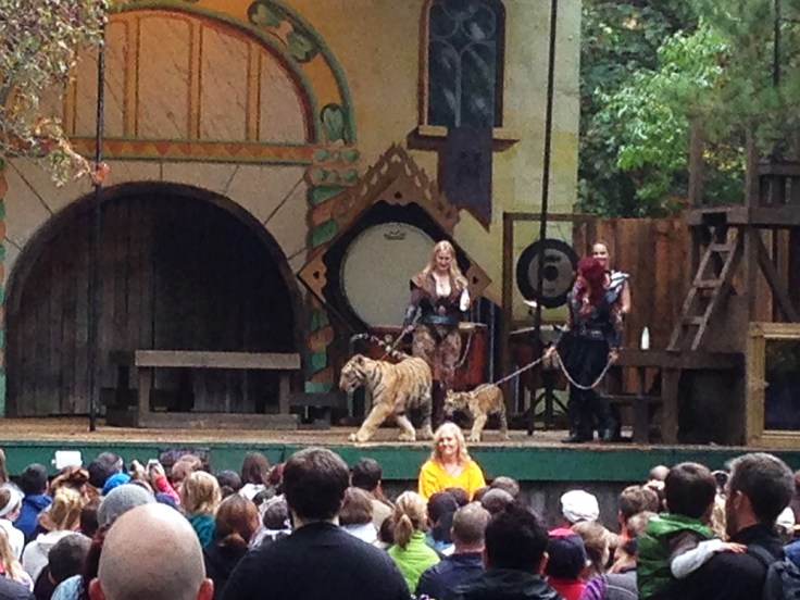 King Richard's Faire - Tiger Show