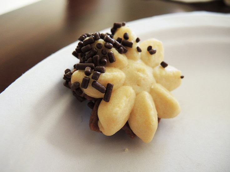 Man Fuel Food Blog - Butter Cookie Sandwich with Chocolate Sprinkles