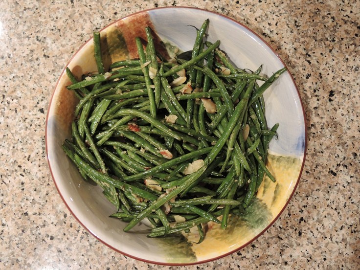 Man Fuel Food Blog - Roasted Green Beans with Almonds and Garlic