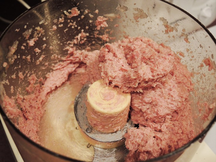 Using Food Processor to Make Kobeba Outside - www.manfuelblog.com