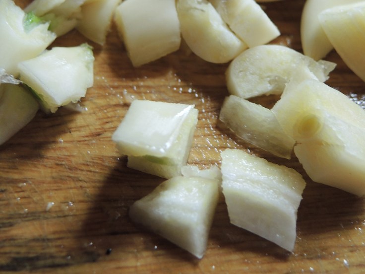 Man Fuel - food blog - Chopped Garlic clove