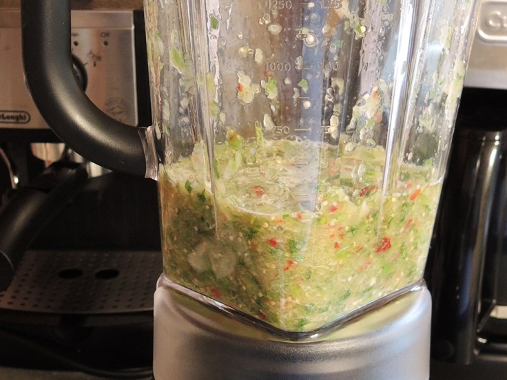 Man Fuel - food blog - Tomatillo Salsa in Blender