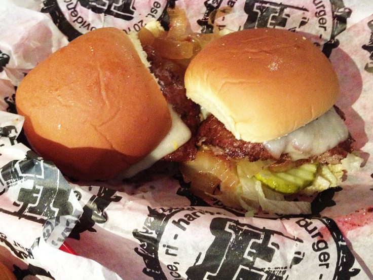 Man Fuel - Food Blog - Harry's Bar and Burger - Providence, RI - Classic Sliders