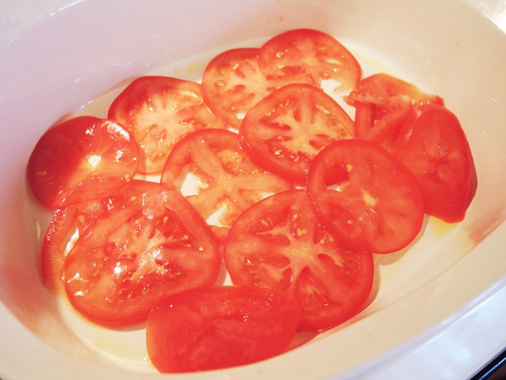 Man Fuel - food blog - Sliced Tomatoes in a Baking Dish
