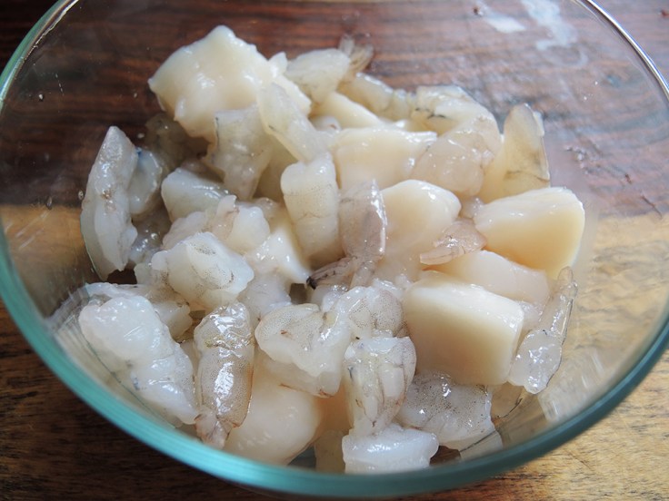 Man Fuel - food blog - Chopped Raw Shrimp and Scallops for Ceviche
