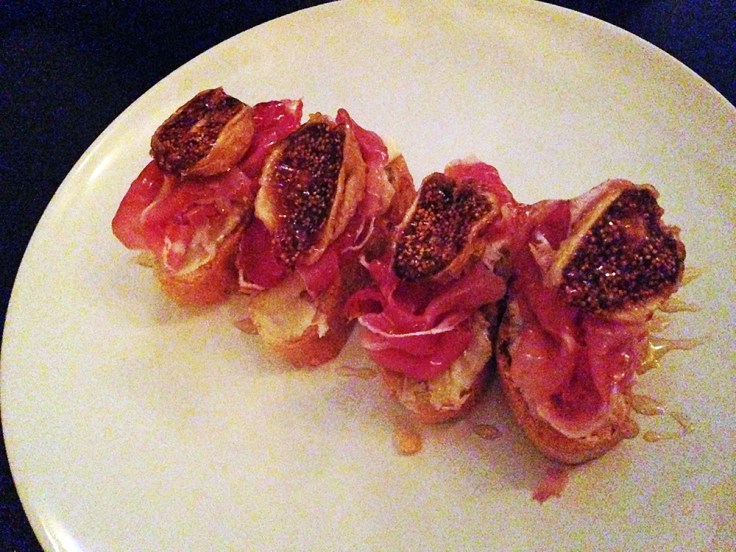 Man Fuel - Food Blog - Enoteca Umberto - Providence, RI - Bruschette with Fig, Gorgonzola, and Prosciutto