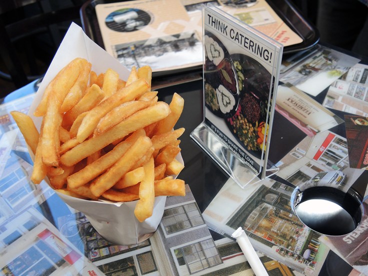 Man Fuel - Food Blog - Amsterdam Falafel Shop - Boston, MA - Dutch Fries