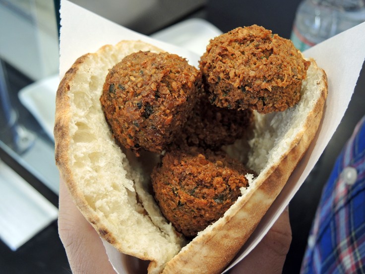Man Fuel - Food Blog - Amsterdam Falafel Shop - Boston, MA - Regular Falafel Sandwich