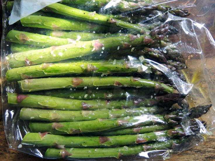 Man Fuel - Food Blog - Asparagus Marinating