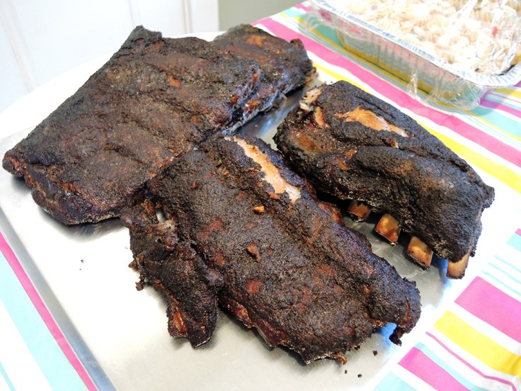 Man Fuel Food Blog - Dead Rooster Co Black Gold Rub Review - Ribs with Crust