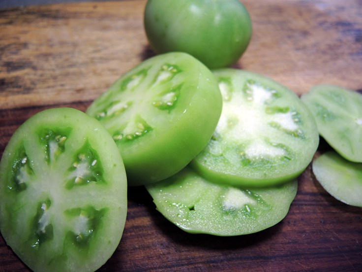 Man Fuel Food Blog - Sliced Green Tomatoes for Fried Green Tomatoes