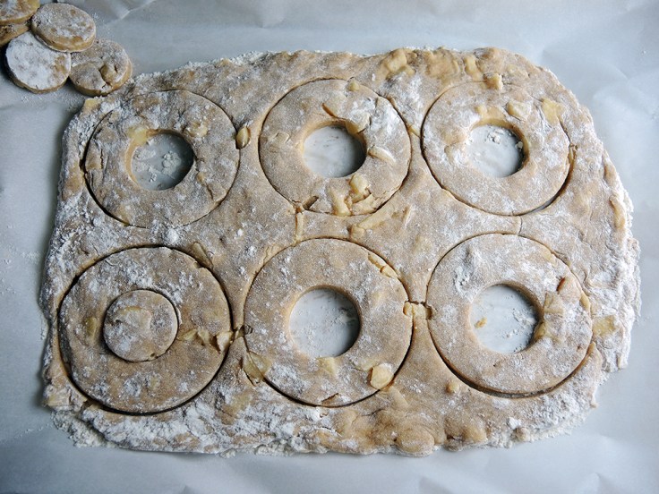 Man Fuel Food Blog - Cutting Apple Cider Doughnuts