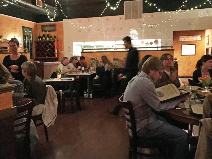 Man Fuel Food Blog - Redlefsen's - Bristol, RI - Interior