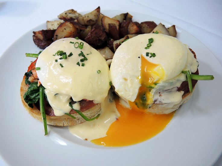Man Fuel Food Blog - The Quarry - Hingham, MA - Lobster Eggs Benedict Brunch