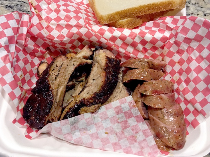 Man Fuel Food Blog - Durk's Barbecue - Providence, RI - Ribs and Sausage