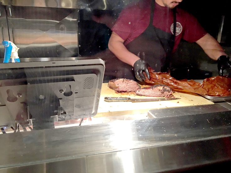 Man Fuel Food Blog - Durk's Barbecue - Providence, RI - Sides - Slicing Brisket