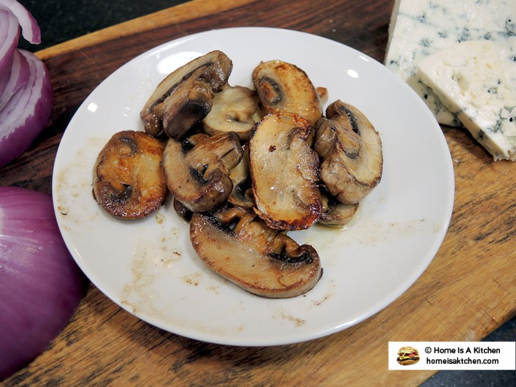 Home Is A Kitchen - Food Blog - Satueed Mushrooms