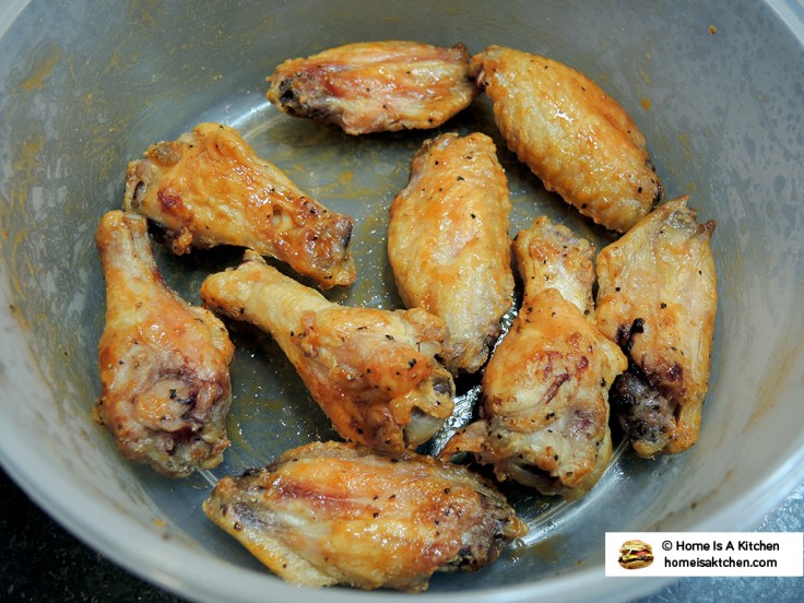 homeisakitchen-crispyovenbakedwingstossedinsauce
