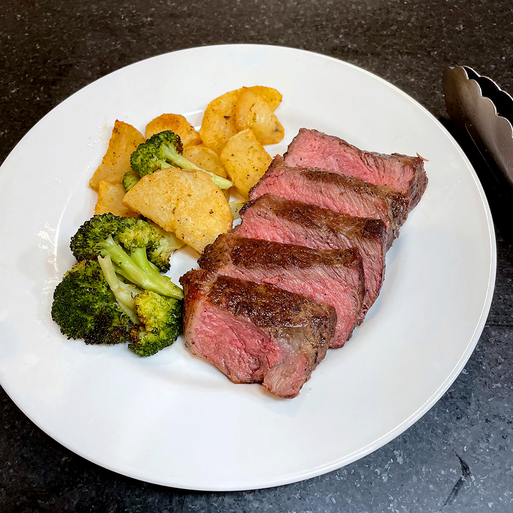 Home Is A Kitchen - Crowd Cow Review - NY Strip and Potatoes