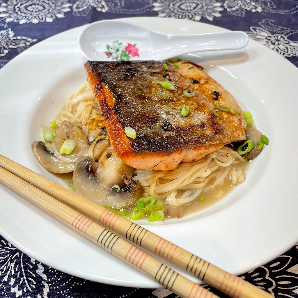 Home Is A Kitchen - Crowd Cow Review - Salmon and Noodles